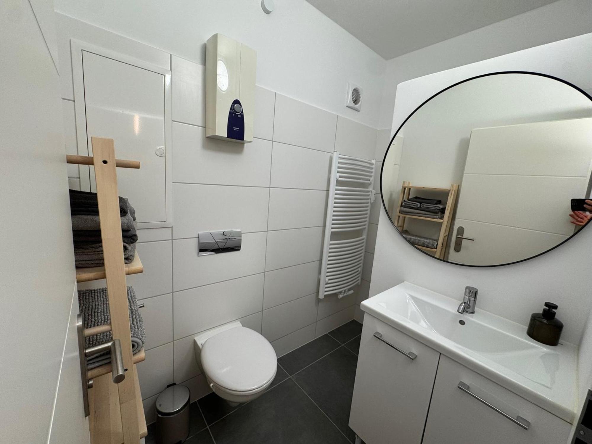 Appartement Fc-apartmenthaus Mit Grossem Garten Und Pkw Stellflaechen *