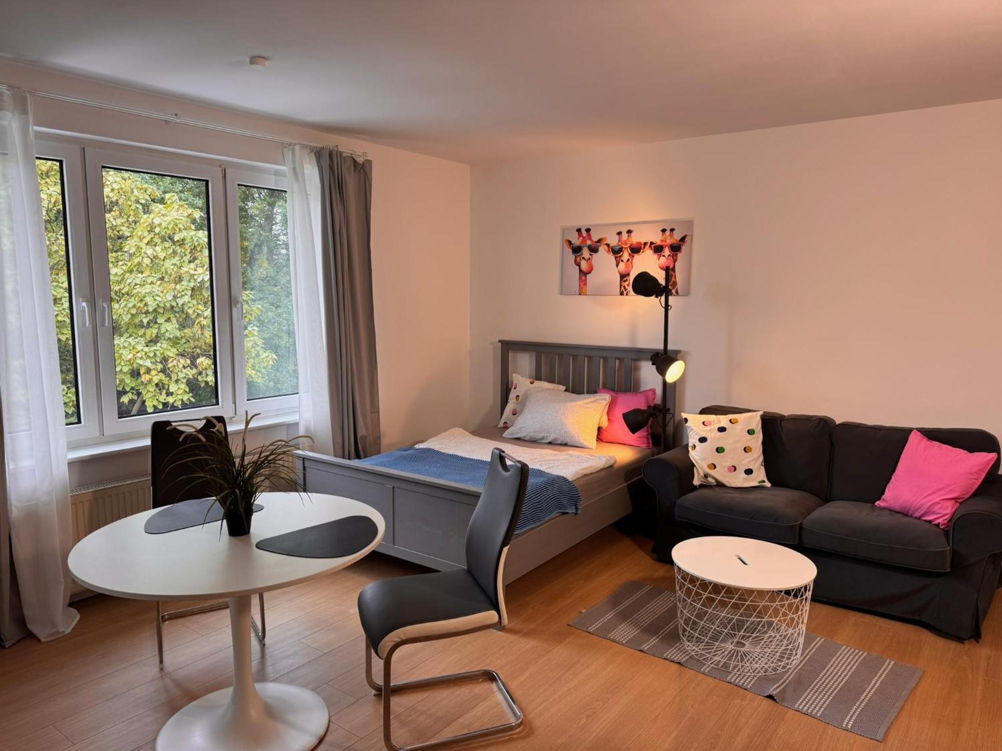 Apartment Traumhafte 1 Zimmerappartment Falkensee
