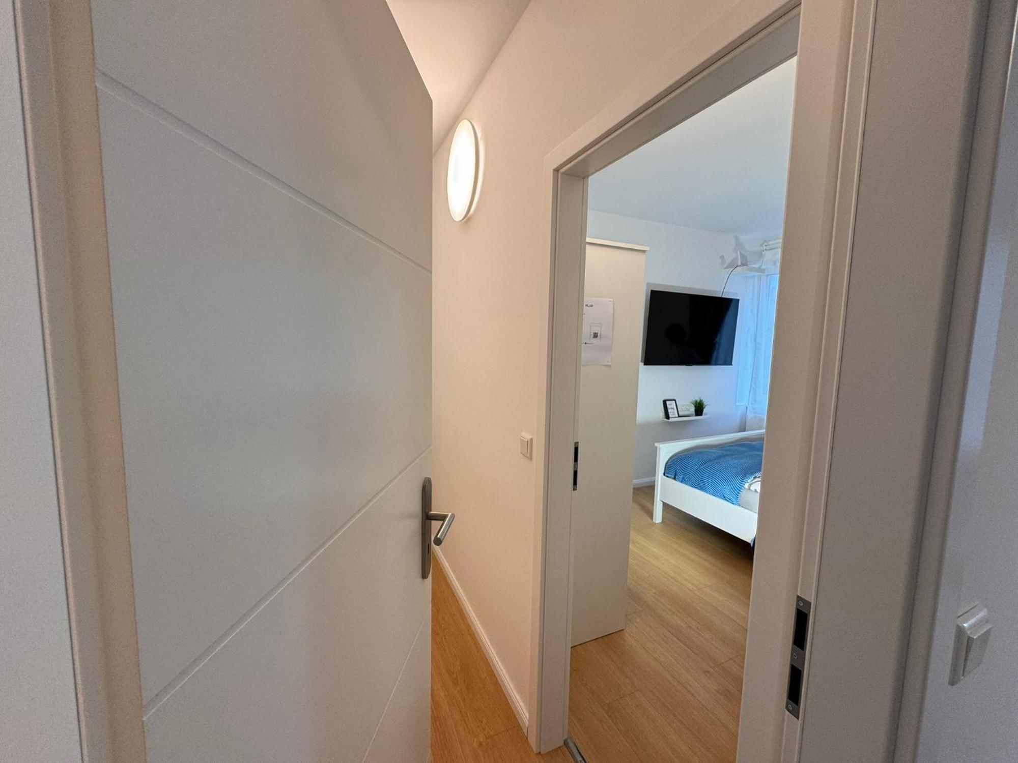 Fc-apartmenthaus Mit Grossem Garten Und Pkw Stellflaechen *